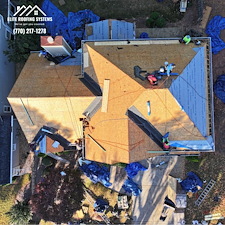 CertainTeed-Landmark-Pro-Shingles-in-Max-Def-Moire-Black-Durable-Stylish-Long-Lasting-Roofing-Solution 1